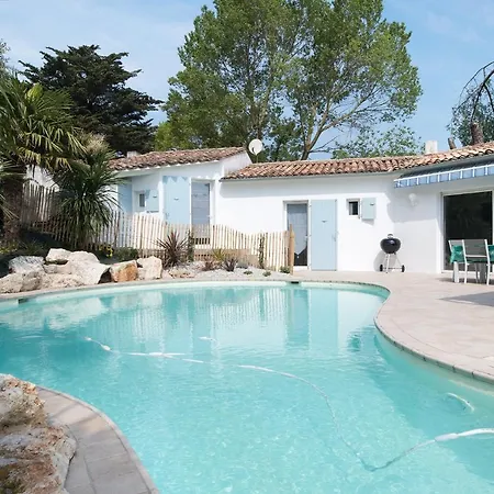 Tres Belle Avec Piscine *